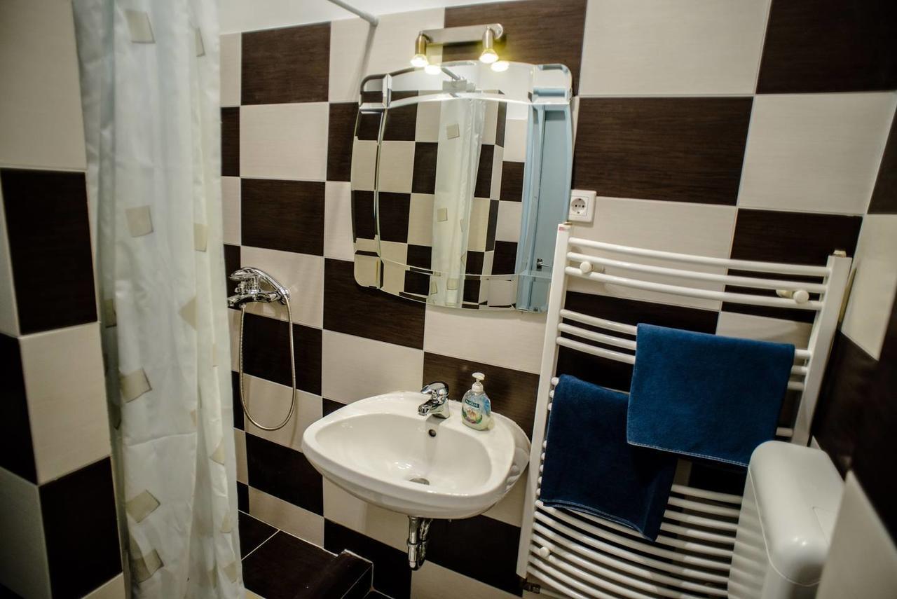 Central New Home With 3 Bedrooms, A/C And Balcony Budapeşte Dış mekan fotoğraf