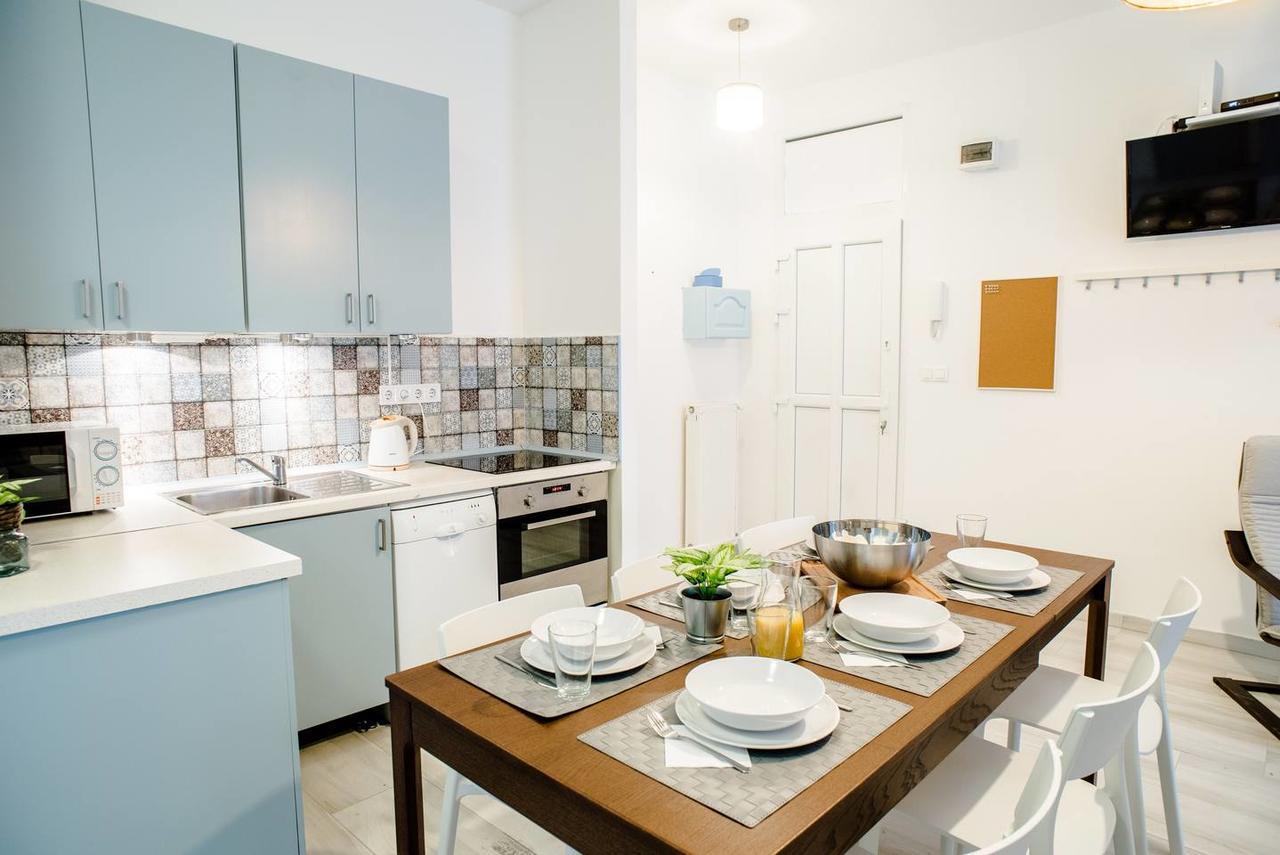 Central New Home With 3 Bedrooms, A/C And Balcony Budapeşte Dış mekan fotoğraf