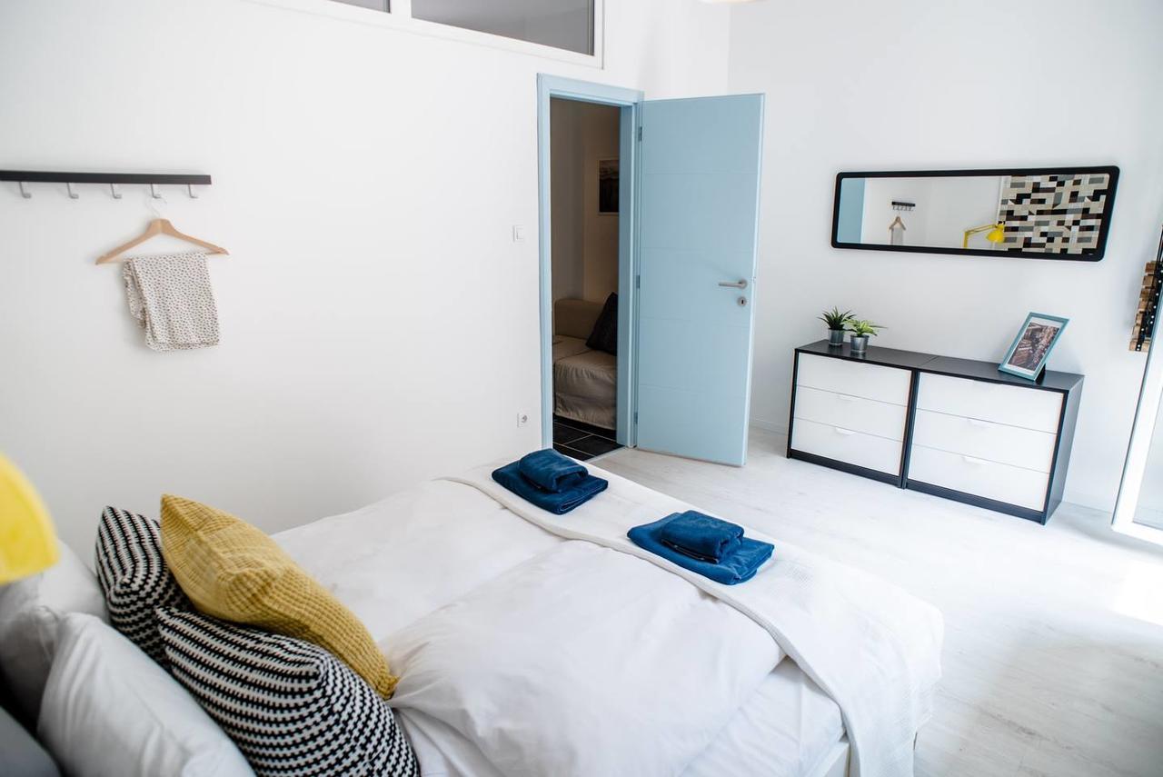 Central New Home With 3 Bedrooms, A/C And Balcony Budapeşte Dış mekan fotoğraf